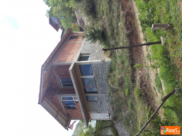 Se Prodava Ili Zamenuva Vikendica