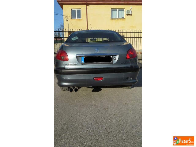 Peugeot 206 Sedan 1.4benz. So Servisna Kniska