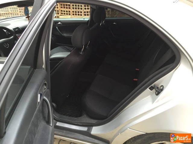 Se Pordava Mercedes C200