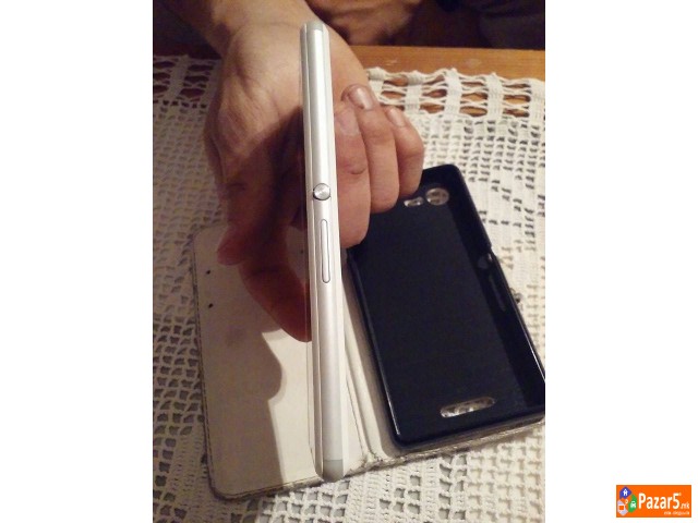Se Prodava Sony Xperia E3