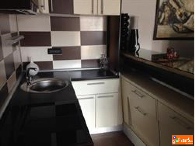 Izdavam Kompletno Namesten Stan 53m2