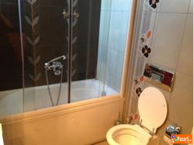 Izdavam Kompletno Namesten Stan 53m2