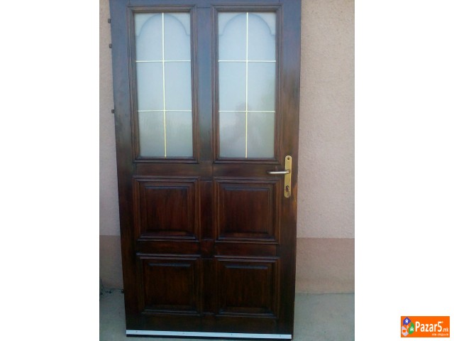 Prodavam Vlezna Vrata