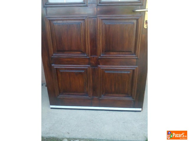 Prodavam Vlezna Vrata