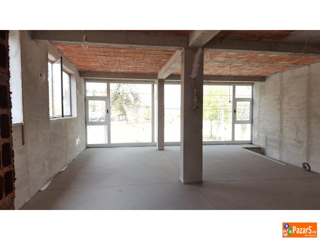 Se Prodavaat Lokali: Prizemje 66 M2 I Prv Sprat 70