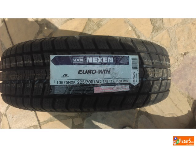 Nexen 225/70/15 C Novi