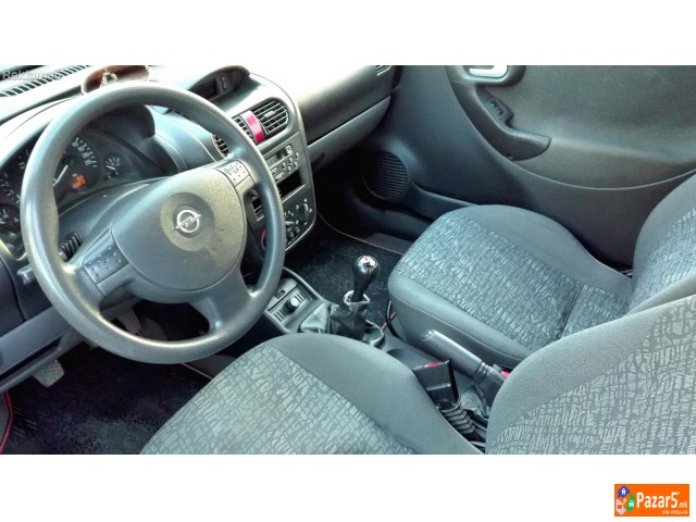 Opel Corsa C 2002 God 1.0 16v Na Delovi