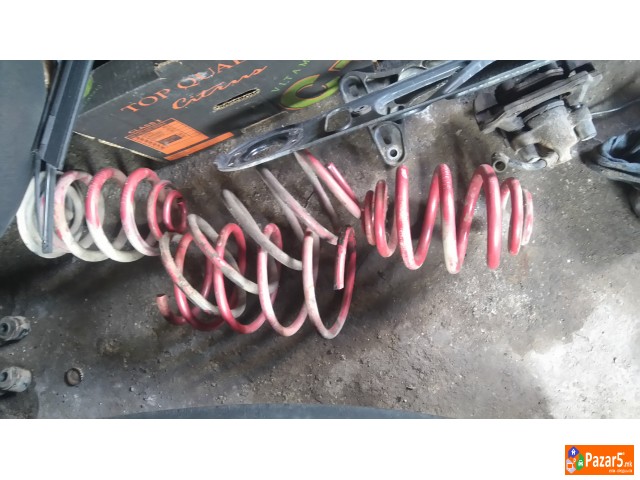 Motor Za Bmw 318 E36 Na Lance I Drugi Delovi