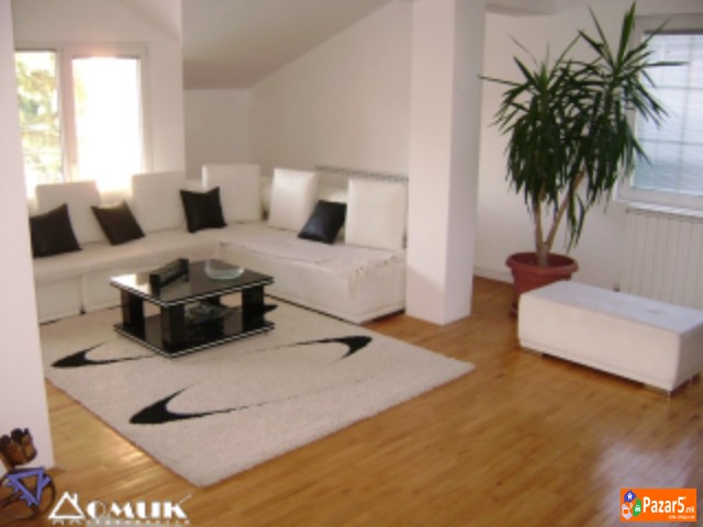 Domik Izdava 4 Soben Lux. Stan Vo Kozle