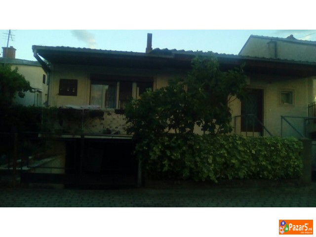 Prodavam Kuka Vo Zdanec