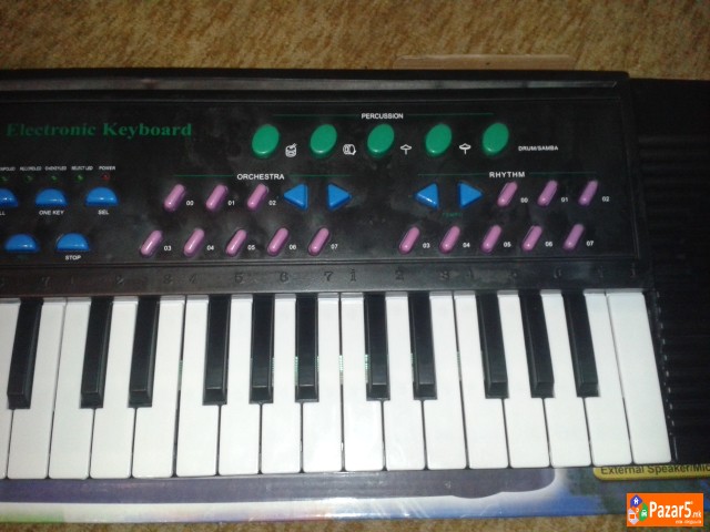 Продавам синтисајзер