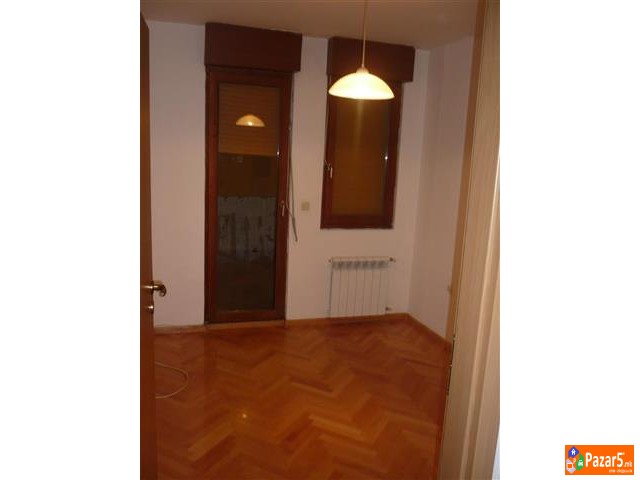 Izdavam Prekrasen Polunamesten Stan Vo Kisela Voda