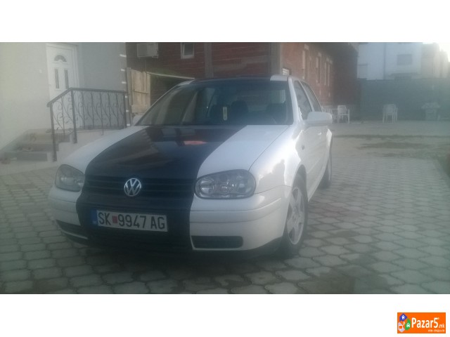 Golf 4   110ks