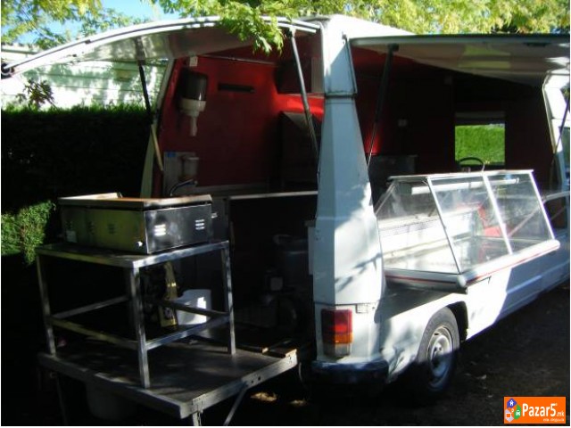 Снек камион за пржење палачинки сендвич ќебапи пиц