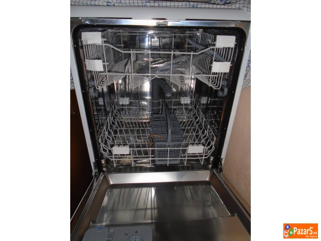 Masina Za Sadovi Neo