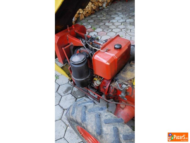 ПродавамТома Винкович