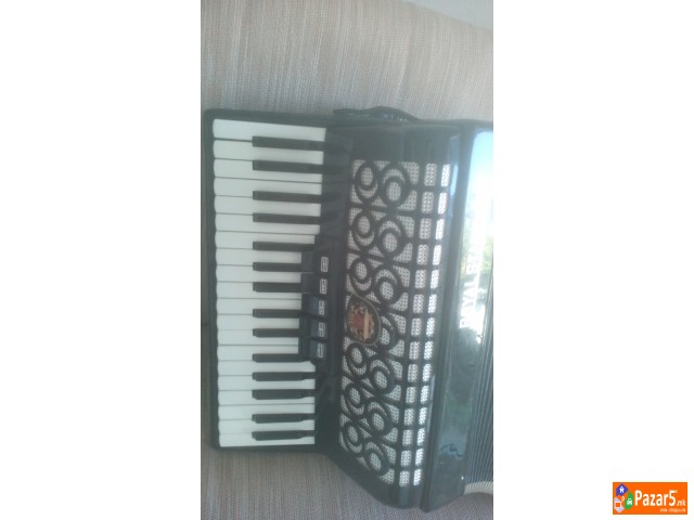 Harmonika Royalstandard Germanska 5+3 Registri 80 