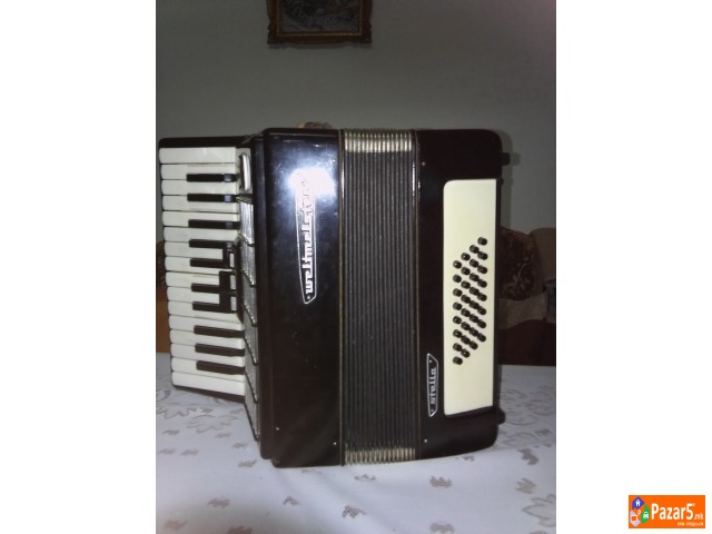 Harmonika Weltmeister   Odlicna