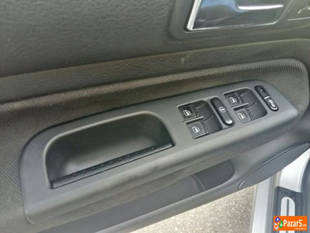 Vw Golf 1.9 Tdi---110ks