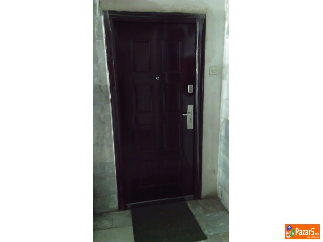 СЕ ИЗДАВА СТАН ВО НОВО ЛИСИЧЕ