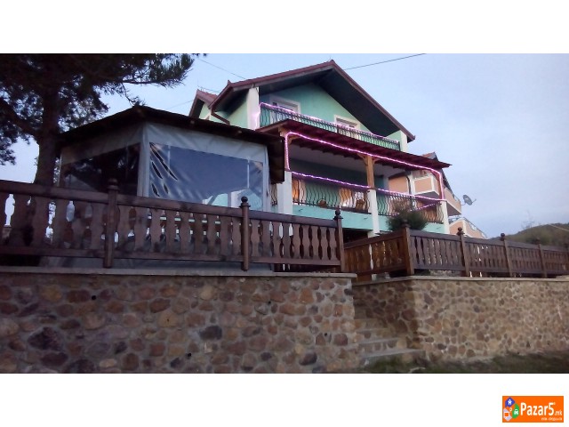 Vila Damjan Berovsko Ezero