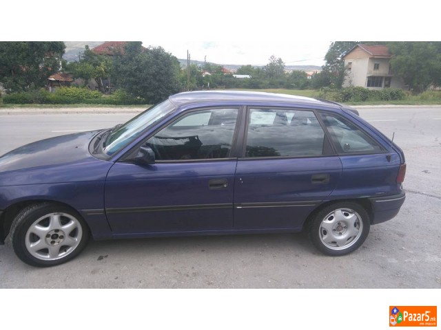 Opel Astra 2.0 -Регистрирана -Атест плин