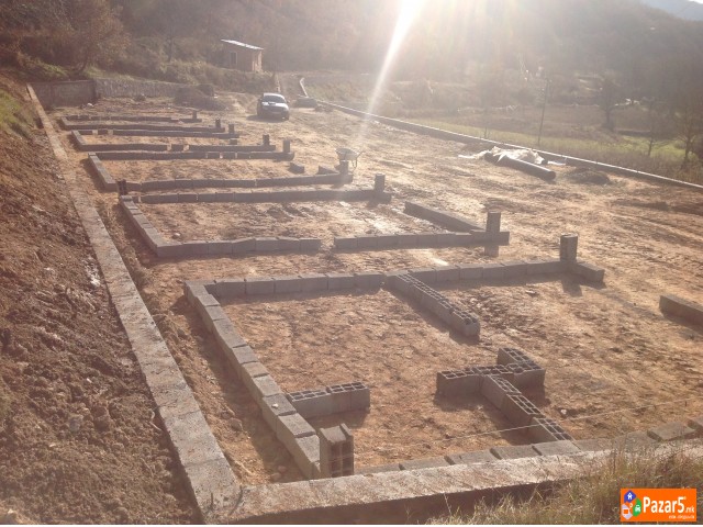 плац во село нежилово