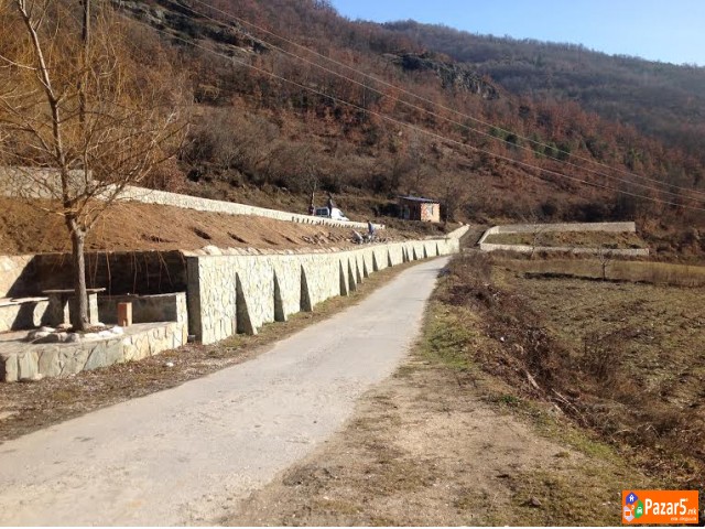 плац во село нежилово