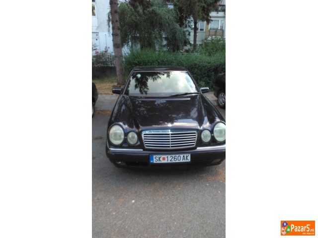Prodavam Mercedes E 220