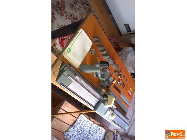 Mashina Za Pletenje:\