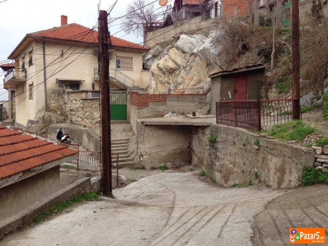 Se Prodava Kuka Spremna Za Vseluvanje