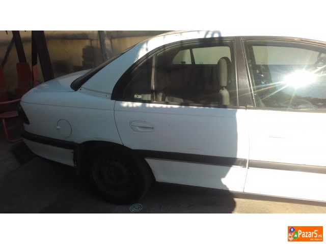 Prodavam Opel Omega B