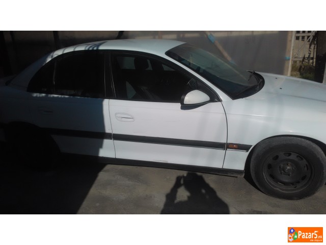 Prodavam Opel Omega B