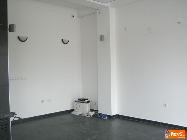 Del. Prostor-dukan 32m2