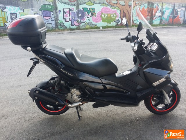 Gilera Nexus 250ie *staklo* Itno
