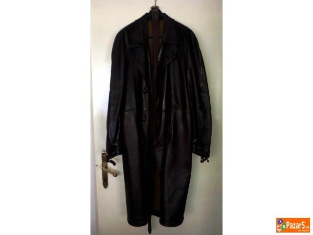 Кожен мантил