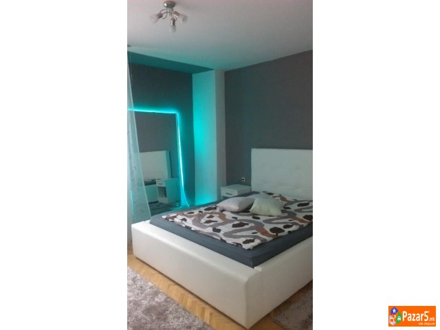 Se Izdava Komplet Namesten Stan Vo Centar