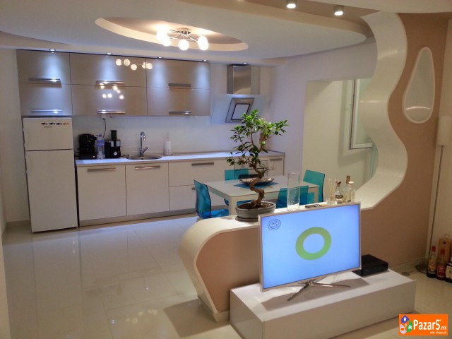 Se Izdava Luksuzen Stan Kaj Zeleznicka