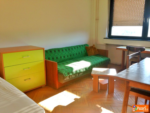 ТРОСОБЕН СТАН ЗА СТУДЕНТИ КАЈ МЛЕЧЕН