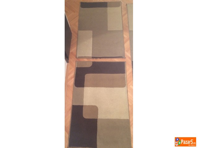 Продавам 3 парчиња теписи