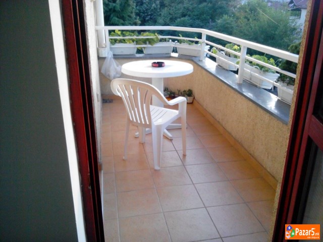 Se Izdava Odlicen 2-soben Stan Shampionce - Kisela