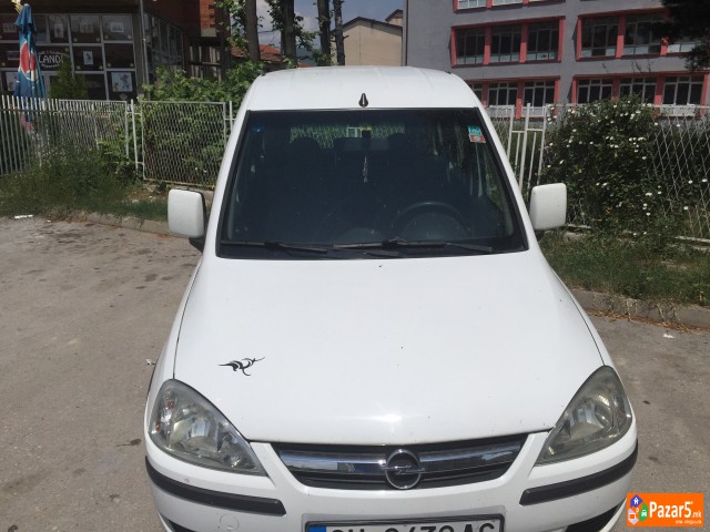Opel Combo 17 Cdti Moze Zamena