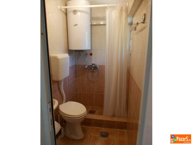 Se Izdavaat Sobi Vo Naselba Raca