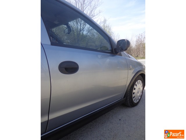 Se Prodava Opel Corsa C 1.7 Di 2003 Godina, Regist