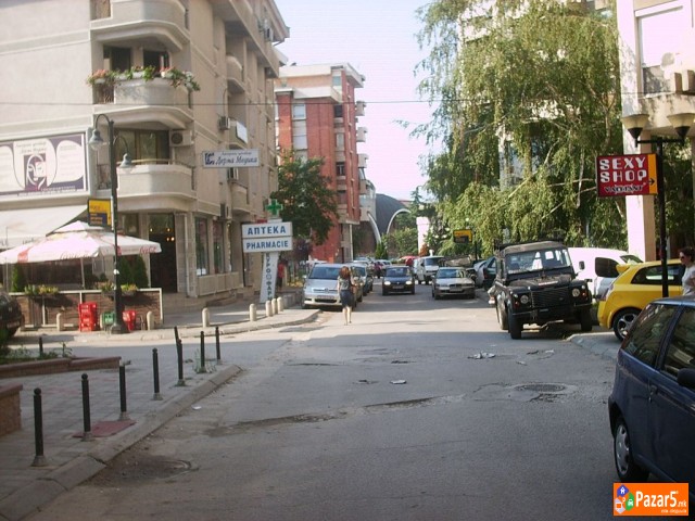 Se Izdava GaraŽa Vo Strog Centar