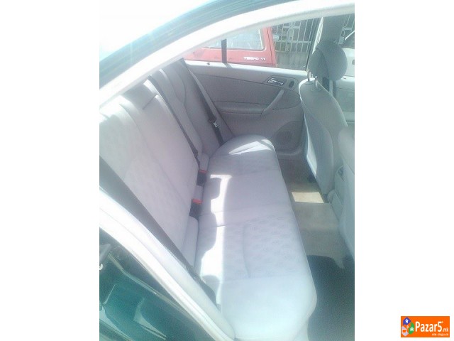 Mercedes C 200 Cdi 2002god