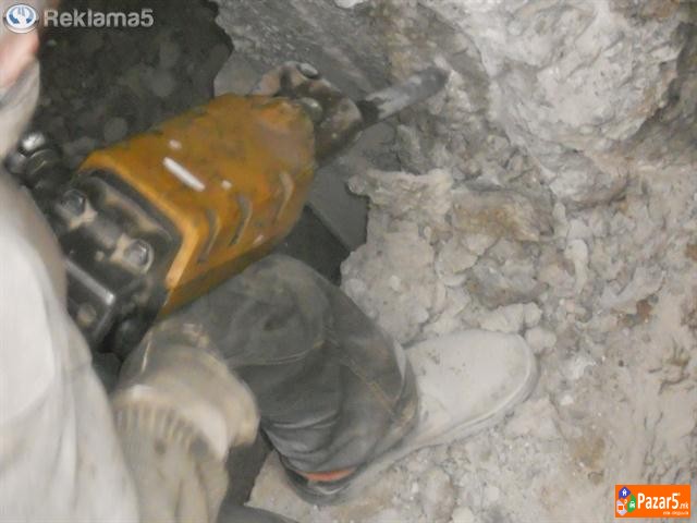 Rusenje Krsenje Beton