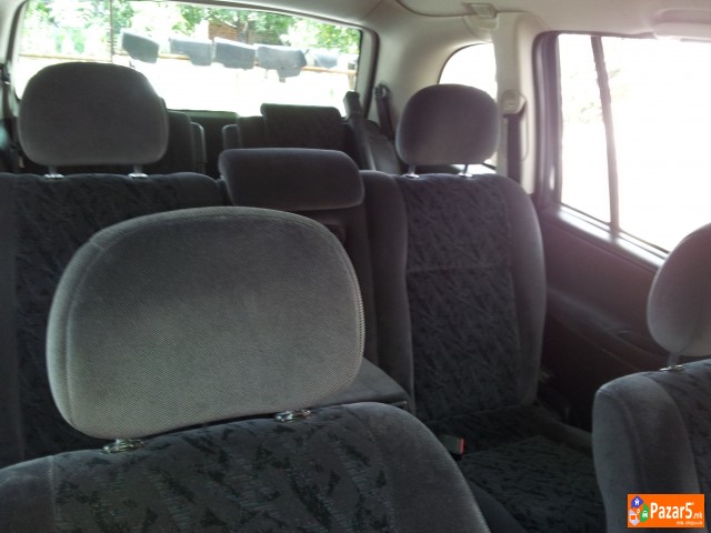 Prodavam Opel Zafira 2001 Godina