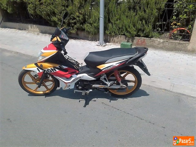 Продавам Hamachi мотор 50cc