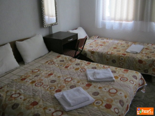 Апартмани Танески